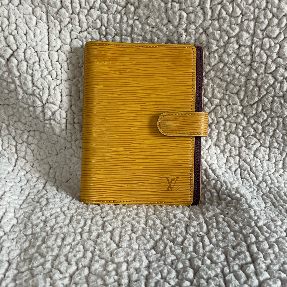 Louis Vuitton Vintage Epi Agenda